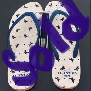 🚫🚫SOLD🚫🚫Coach Cleo Sandals Size 9